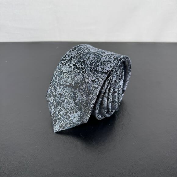 Egara Other - Egara NEW 100% Silk Black Gray Floral Neck Tie